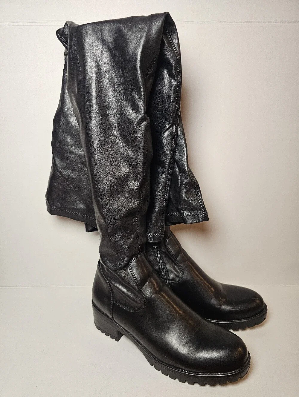 Azalea Wang Akira Surgical Over The Knee Thigh High Flat Boots Size 9 Womens